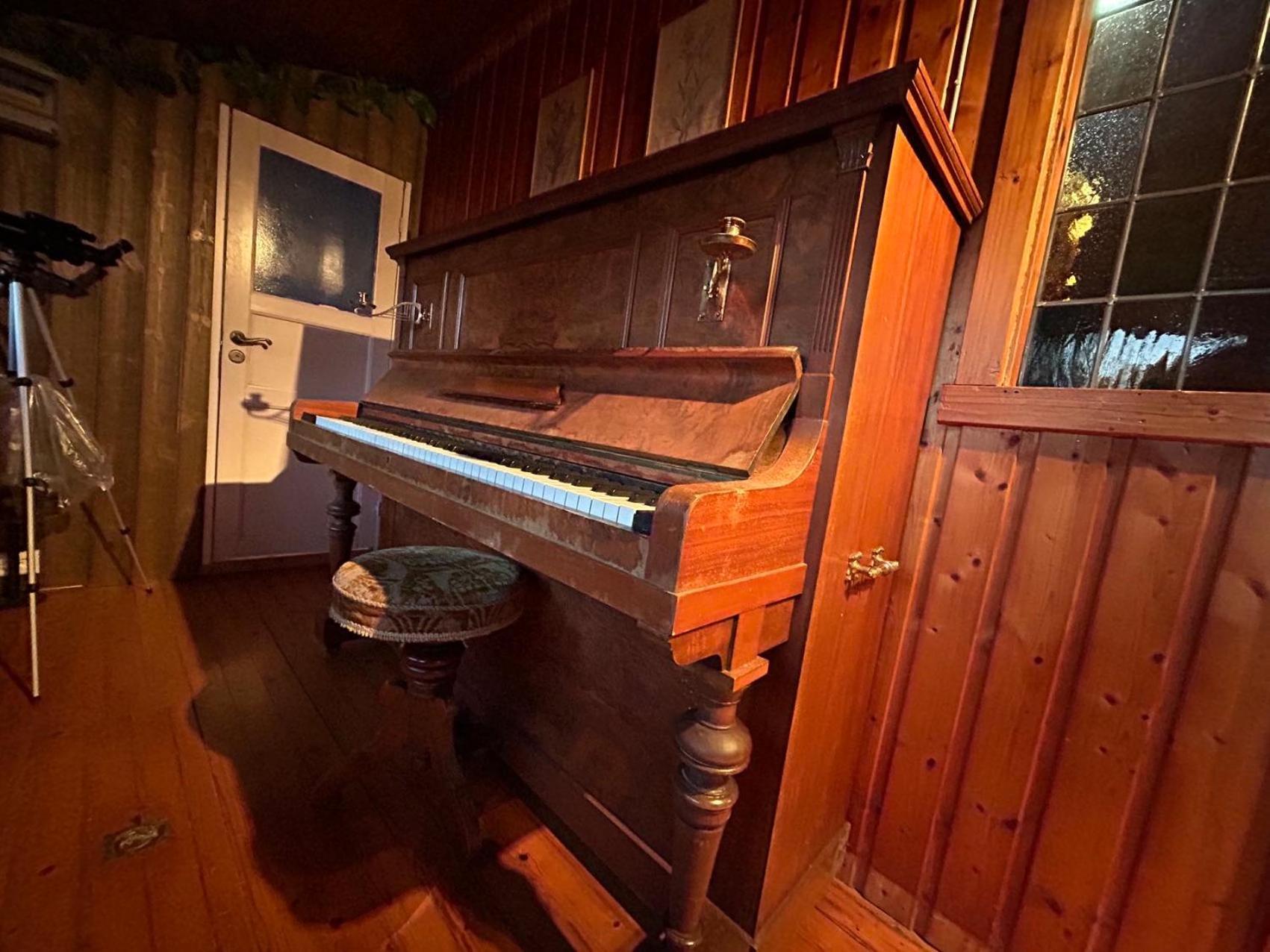 Beautiful Cabin By Mjosa. Villa Stange Buitenkant foto